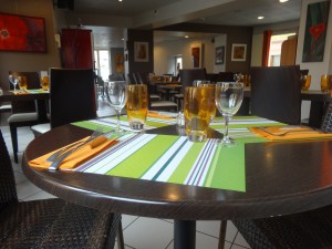 restaurant-mélanger-les-couleurs-salle-principale